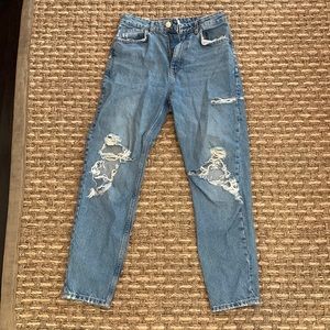 Size 4 Zara Jeans with rips